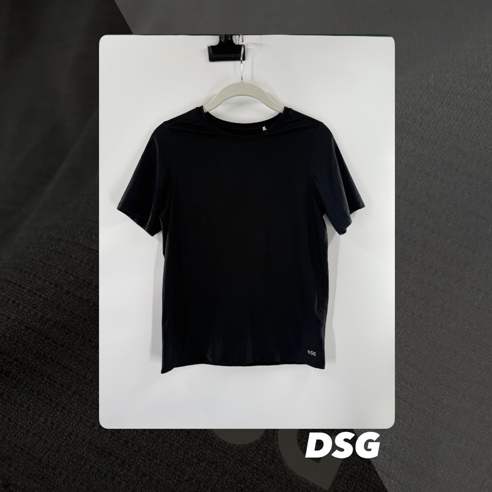 EUC DSG Boys Athletic Tee Shirt